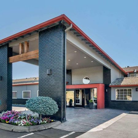 Comfort Inn Columbia Gorge Те-Даллес Екстер'єр фото