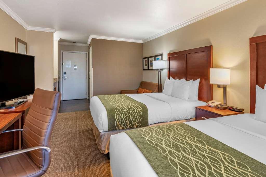 Comfort Inn Columbia Gorge Те-Даллес Номер фото
