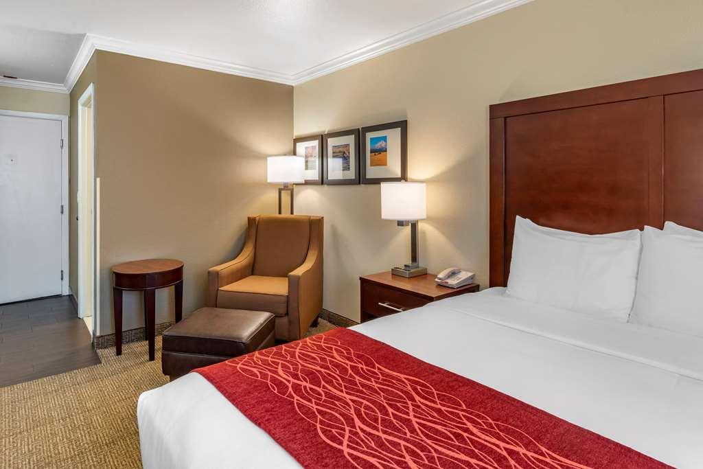 Comfort Inn Columbia Gorge Те-Даллес Номер фото