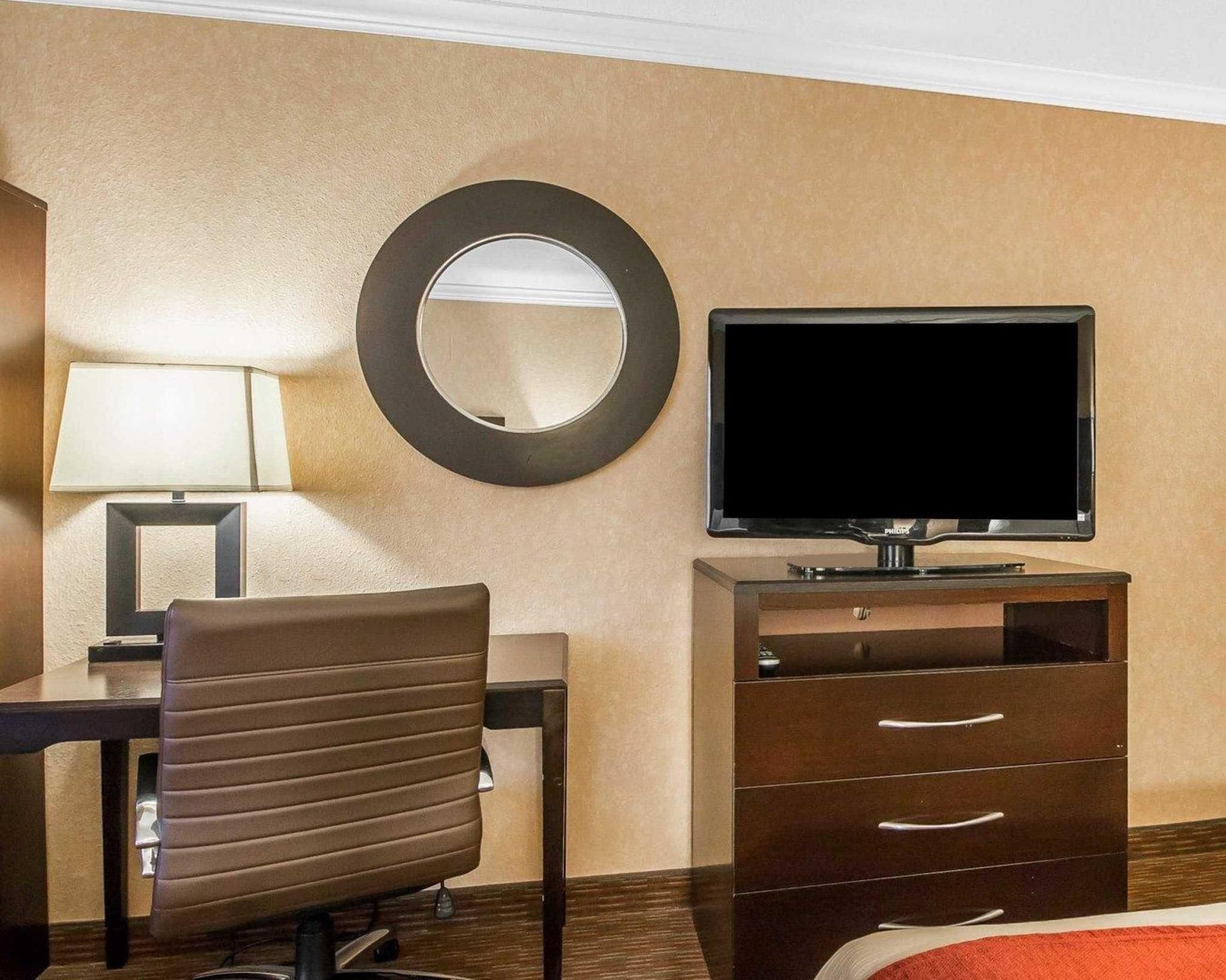 Comfort Inn Columbia Gorge Те-Даллес Екстер'єр фото