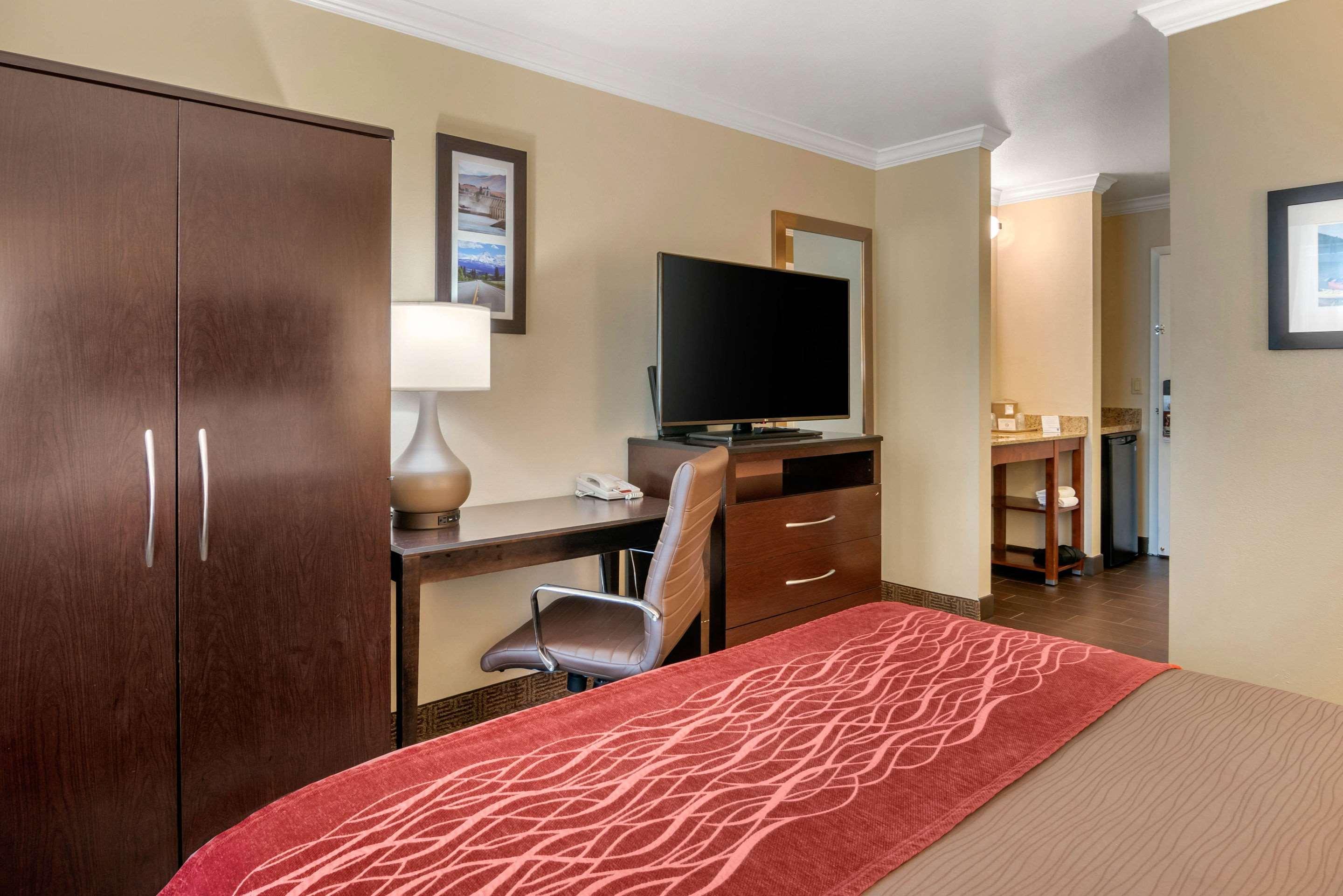 Comfort Inn Columbia Gorge Те-Даллес Екстер'єр фото
