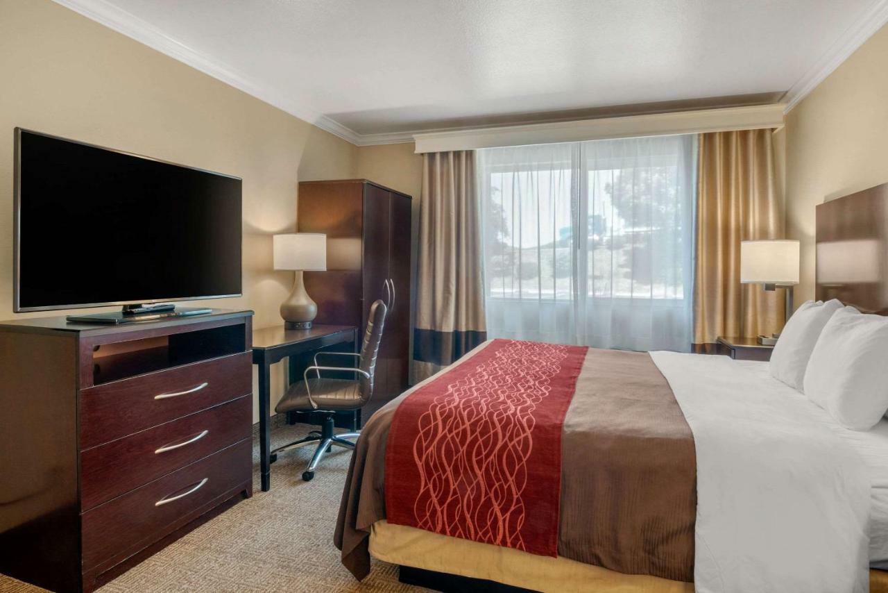 Comfort Inn Columbia Gorge Те-Даллес Екстер'єр фото