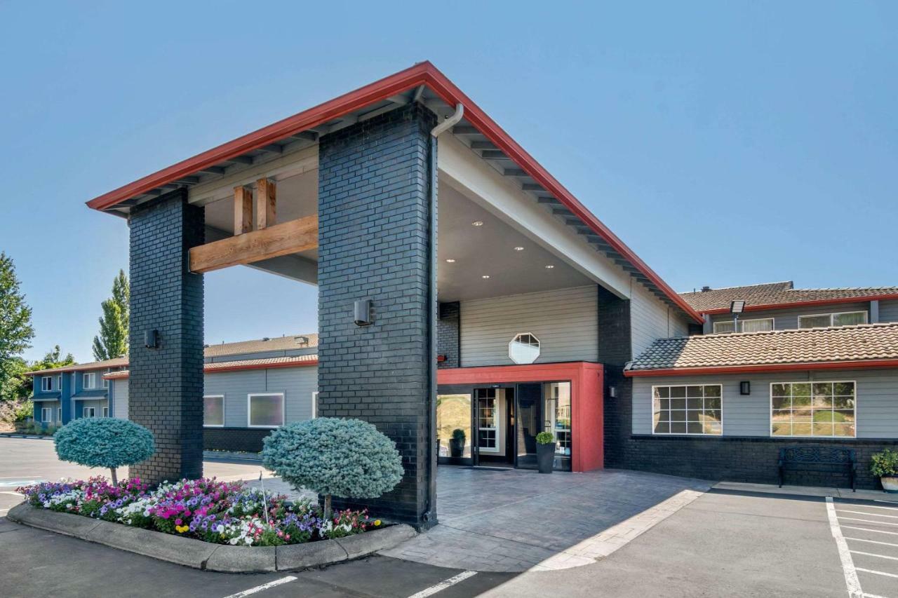 Comfort Inn Columbia Gorge Те-Даллес Екстер'єр фото