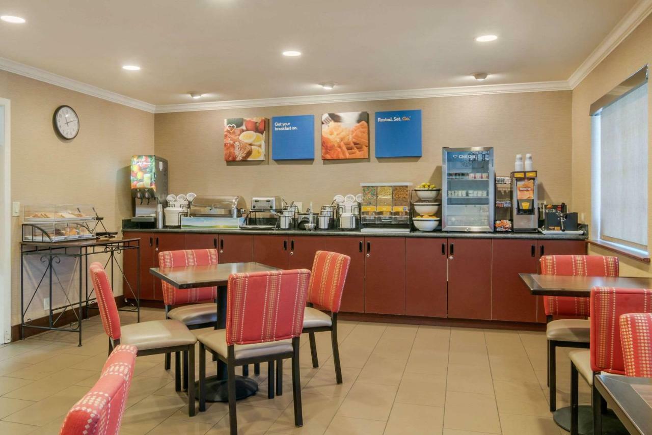 Comfort Inn Columbia Gorge Те-Даллес Екстер'єр фото