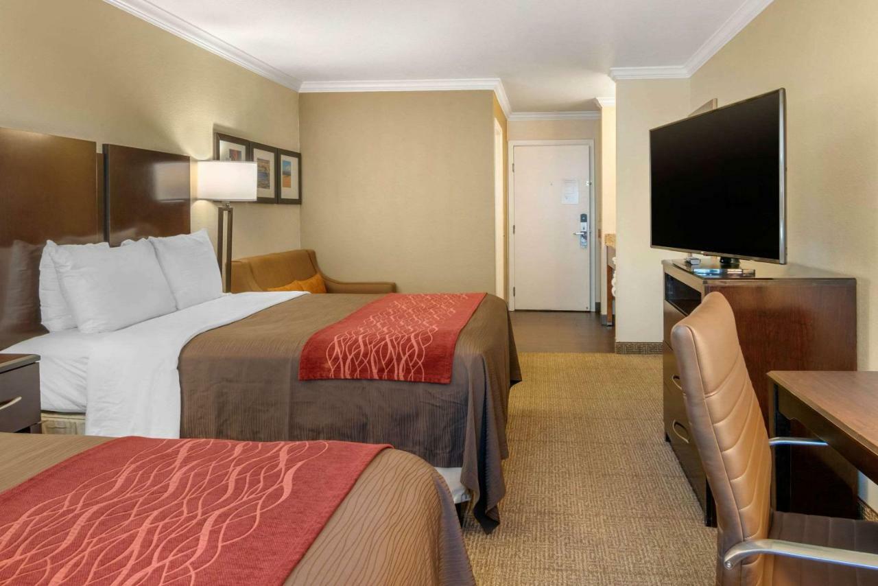 Comfort Inn Columbia Gorge Те-Даллес Екстер'єр фото